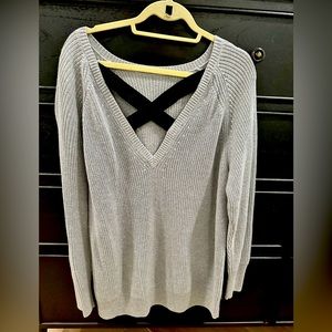 NWOT Halogen Cross Back Sweater - Gray Size 1X